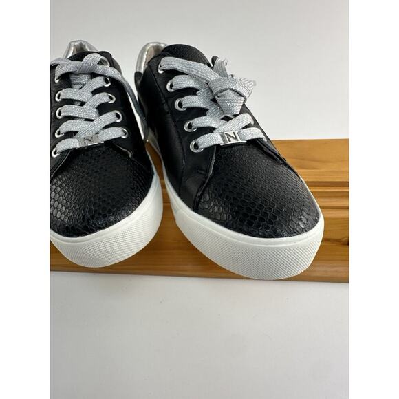 Naturalizer Women's Astara, Black Leather Sneaker, Size 8.5 - Picture 10 of 14